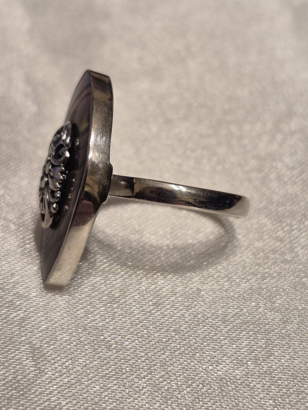 Handmade Paua Shell Ring - Picture 2 of 6